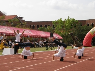 3.熱舞即景