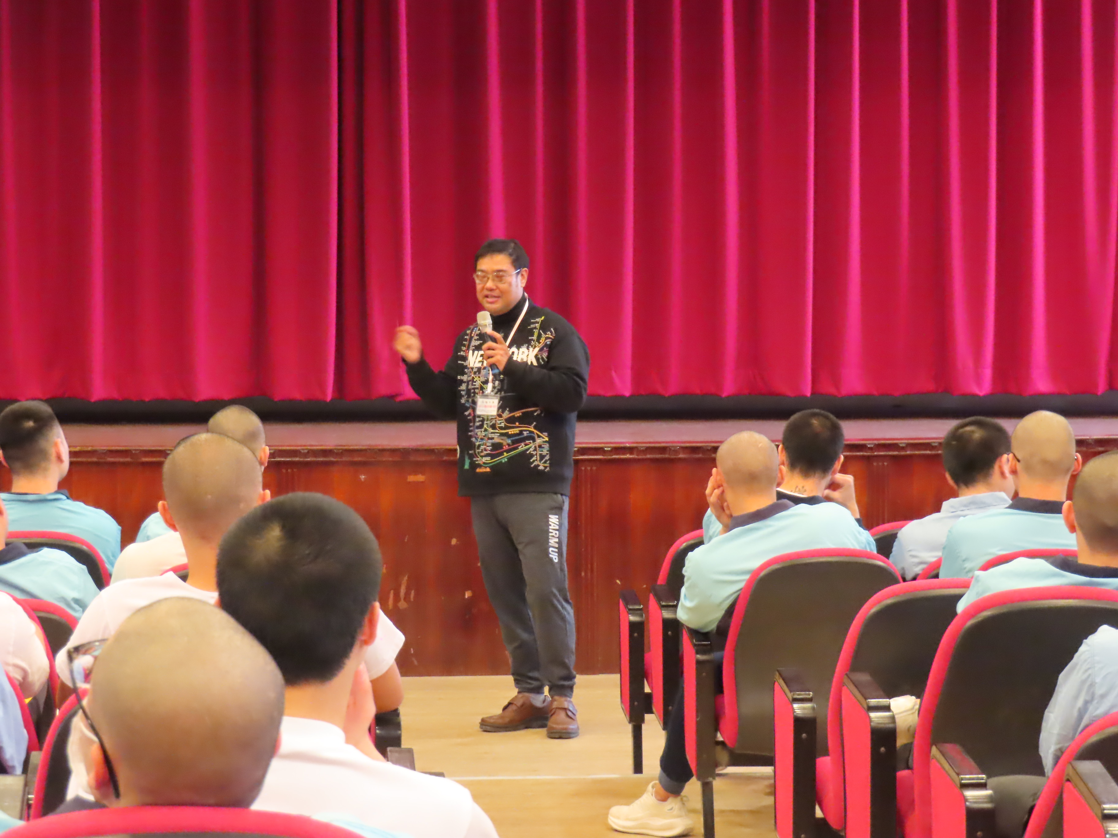 本次宣導課程由法扶橋頭分會邀聘謝以涵律師擔任講座